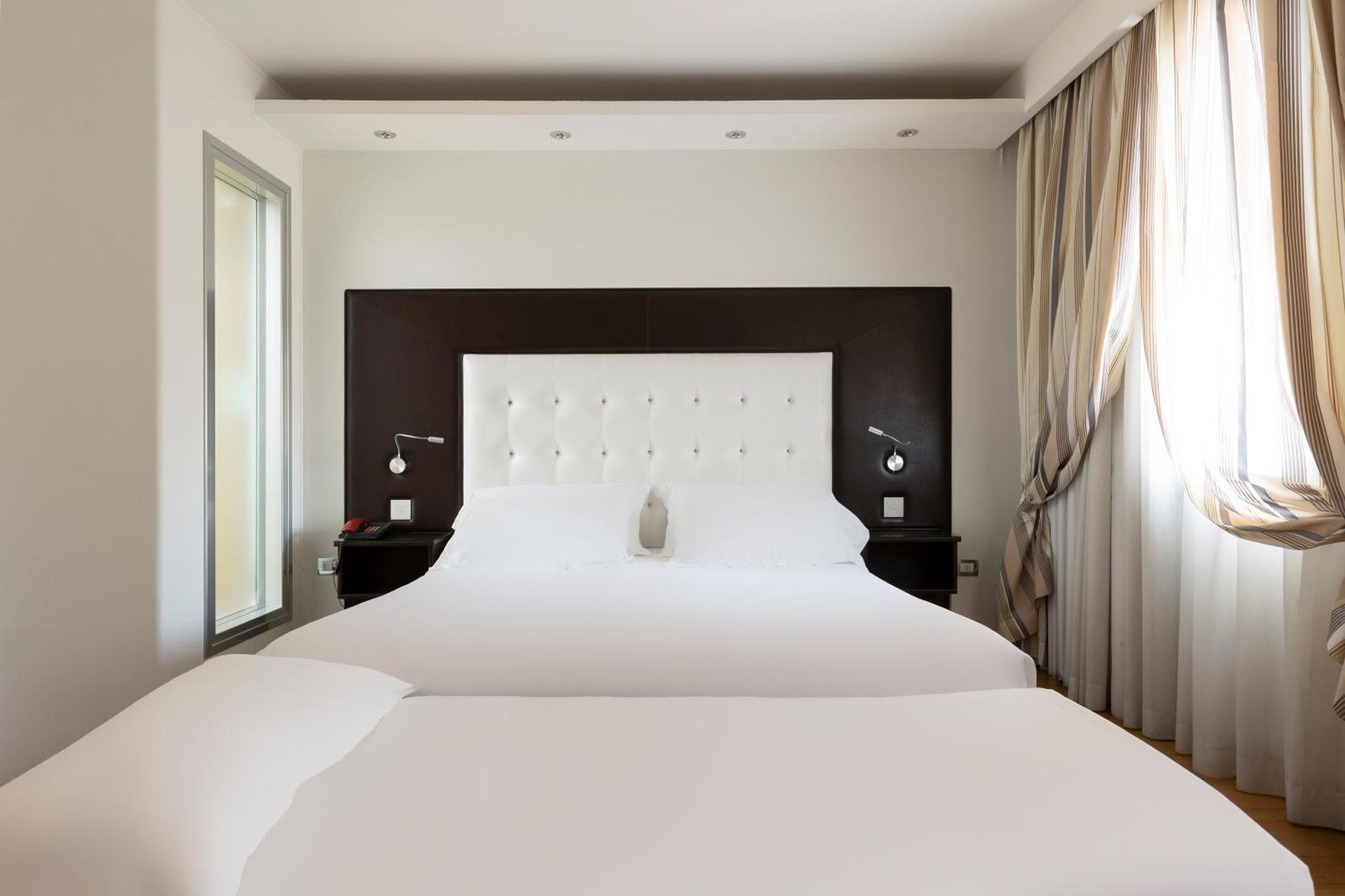 Hotel Royal 카세르타 외부 사진