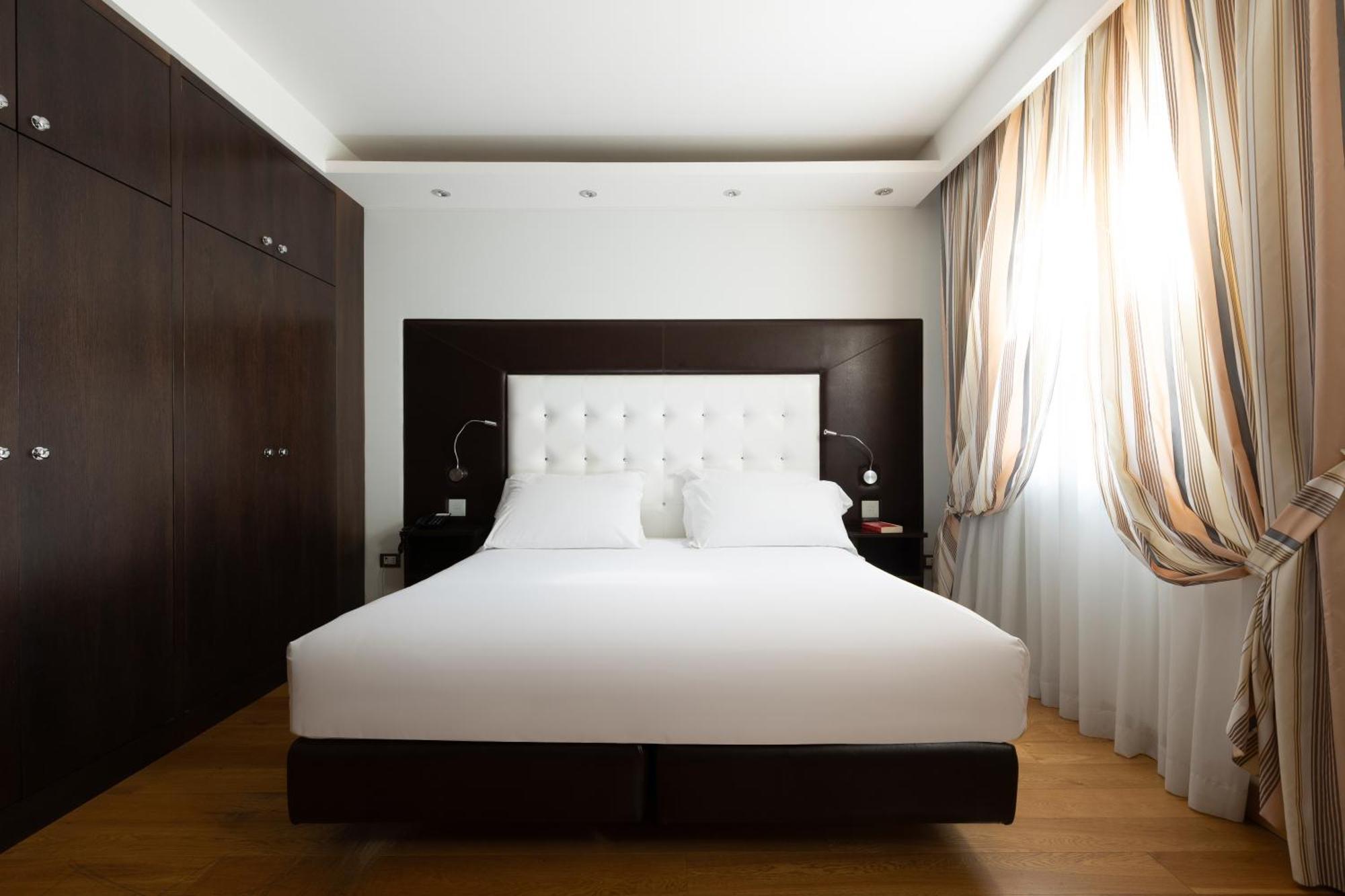 Hotel Royal 카세르타 외부 사진