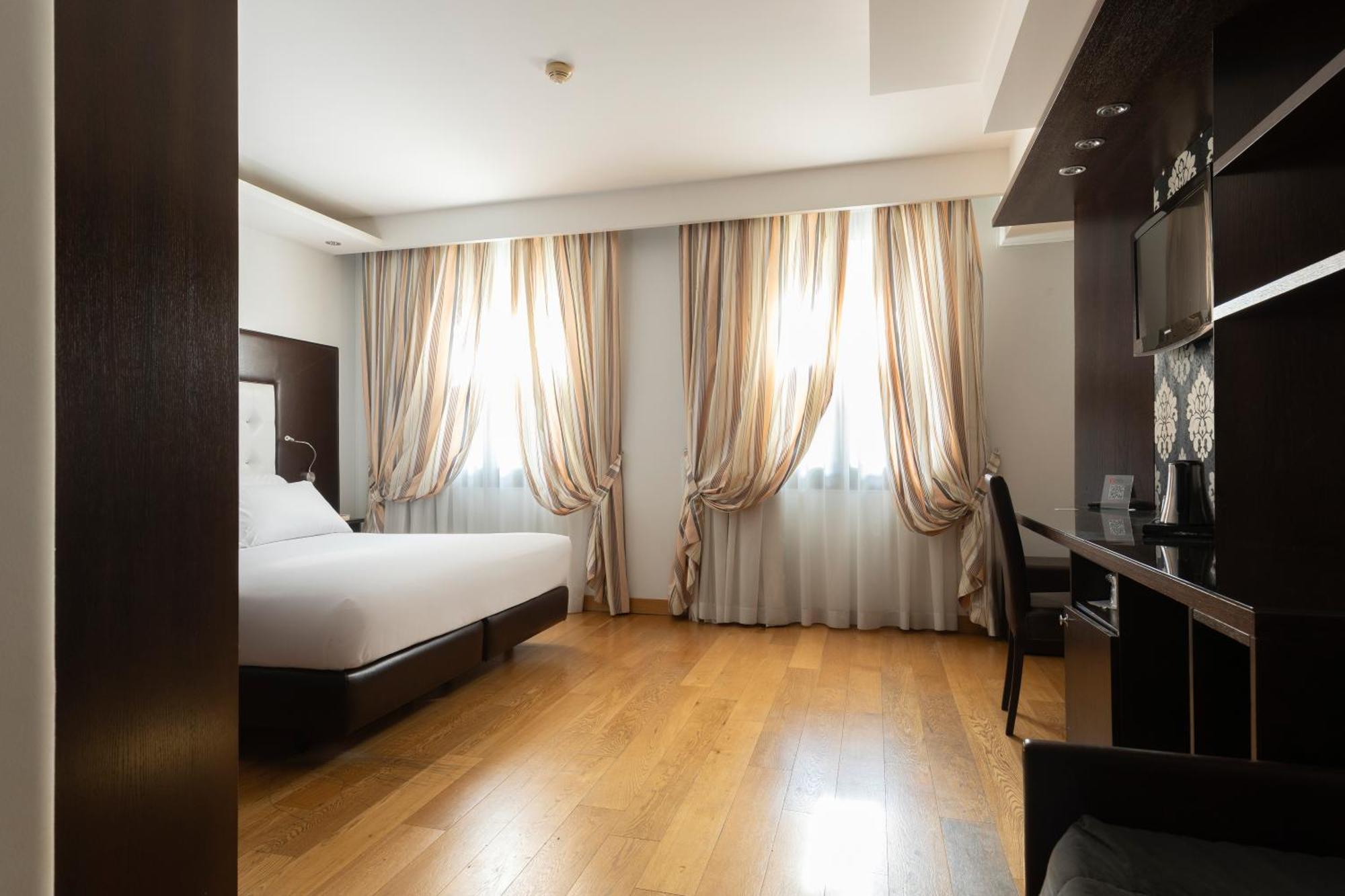 Hotel Royal 카세르타 외부 사진